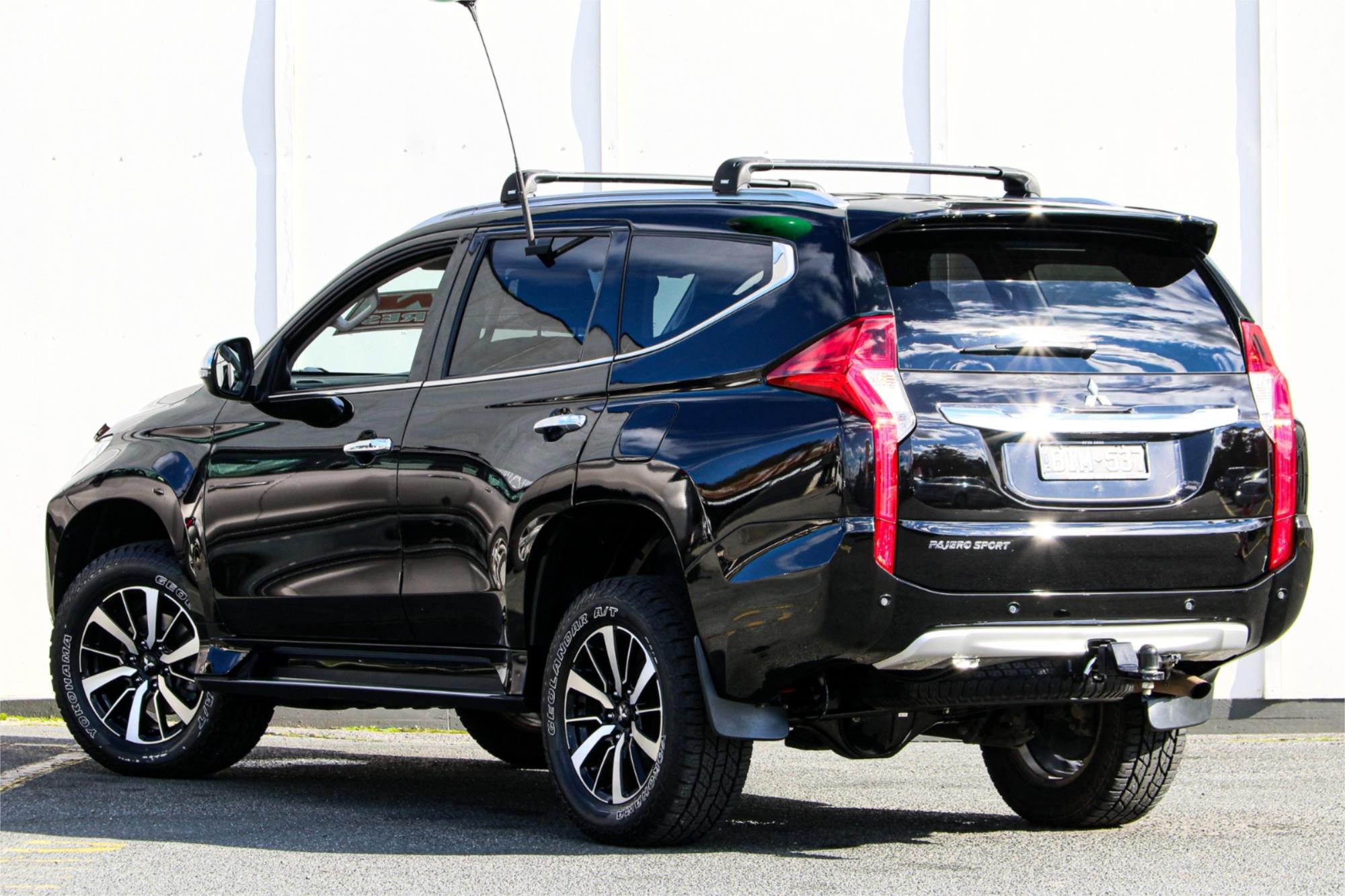 2019 MITSUBISHI PAJERO SPORT QE MY19 GLS (4x4) 7 SEAT 8 SP AUTOMATIC 4D WAGON