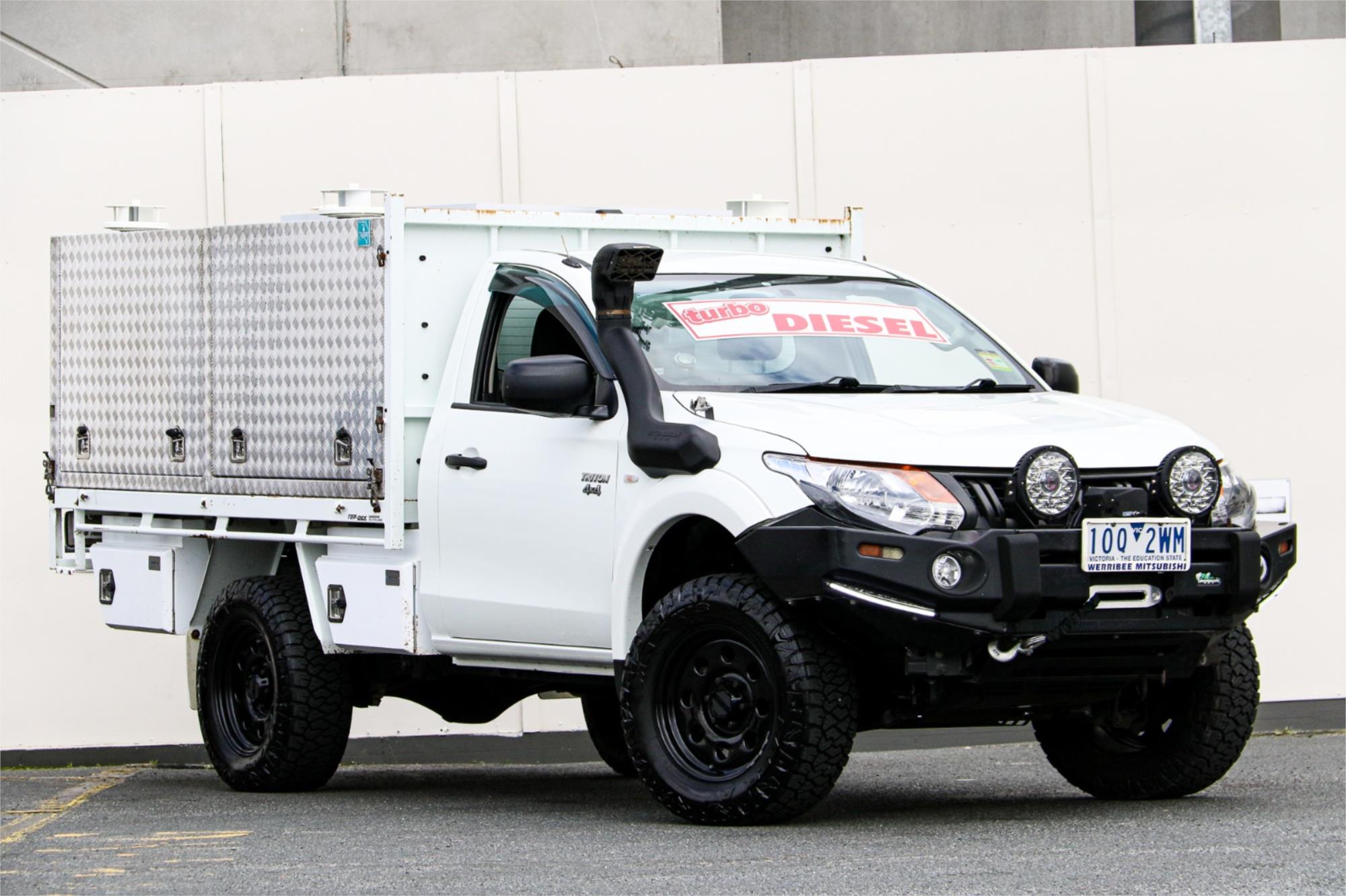 2018 MITSUBISHI TRITON MQ MY18 GLX (4x4) 6 SP MANUAL CLUB C/CHAS