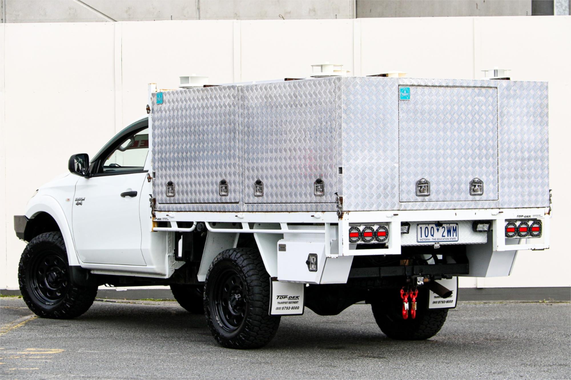 2018 MITSUBISHI TRITON MQ MY18 GLX (4x4) 6 SP MANUAL CLUB C/CHAS