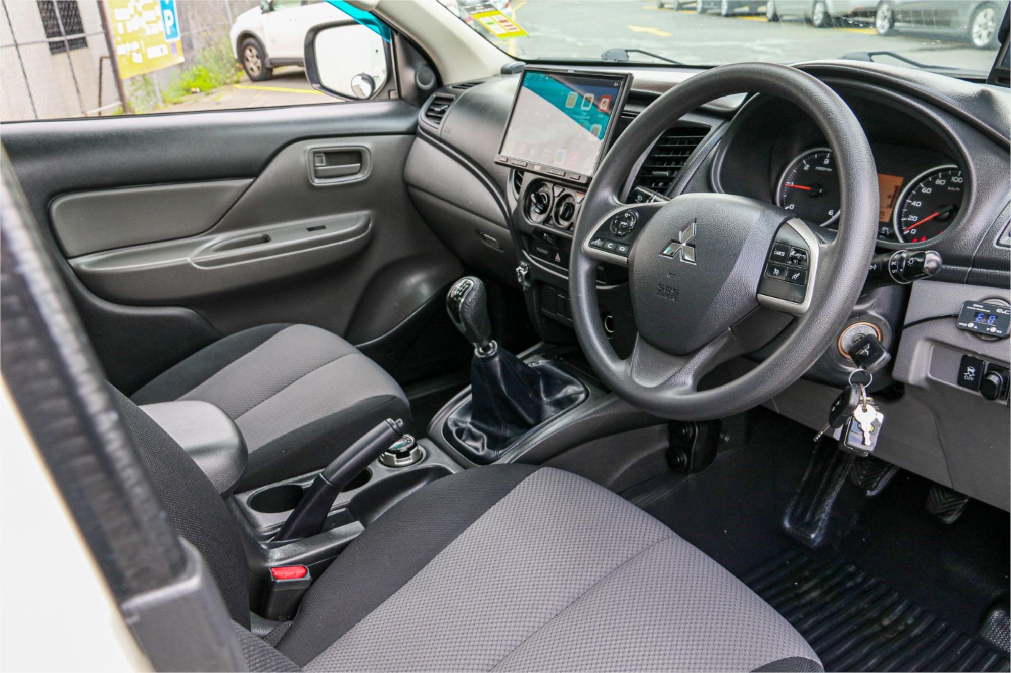 2018 MITSUBISHI TRITON MQ MY18 GLX (4x4) 6 SP MANUAL CLUB C/CHAS