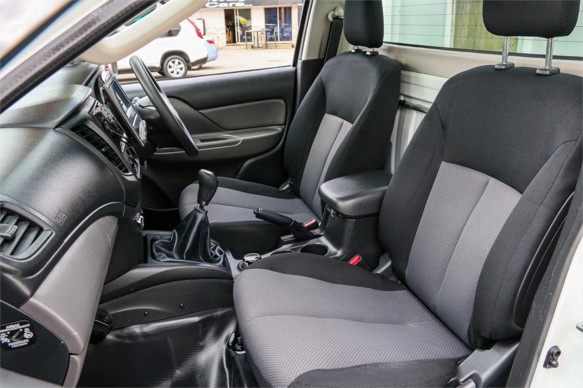 2018 MITSUBISHI TRITON MQ MY18 GLX (4x4) 6 SP MANUAL CLUB C/CHAS