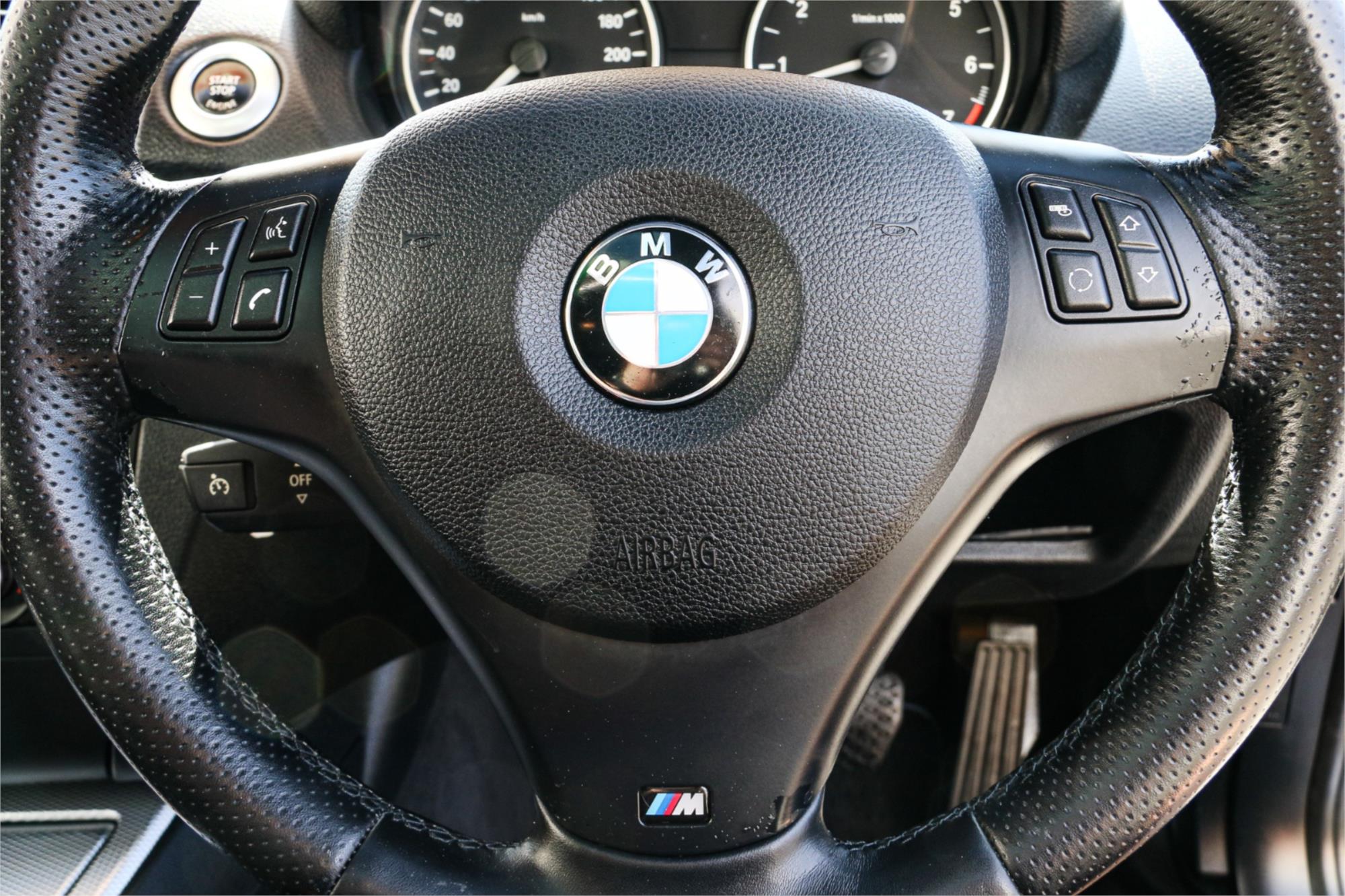 2011 BMW 1 E87 MY11 20i 6 SP AUTOMATIC 5D HATCHBACK