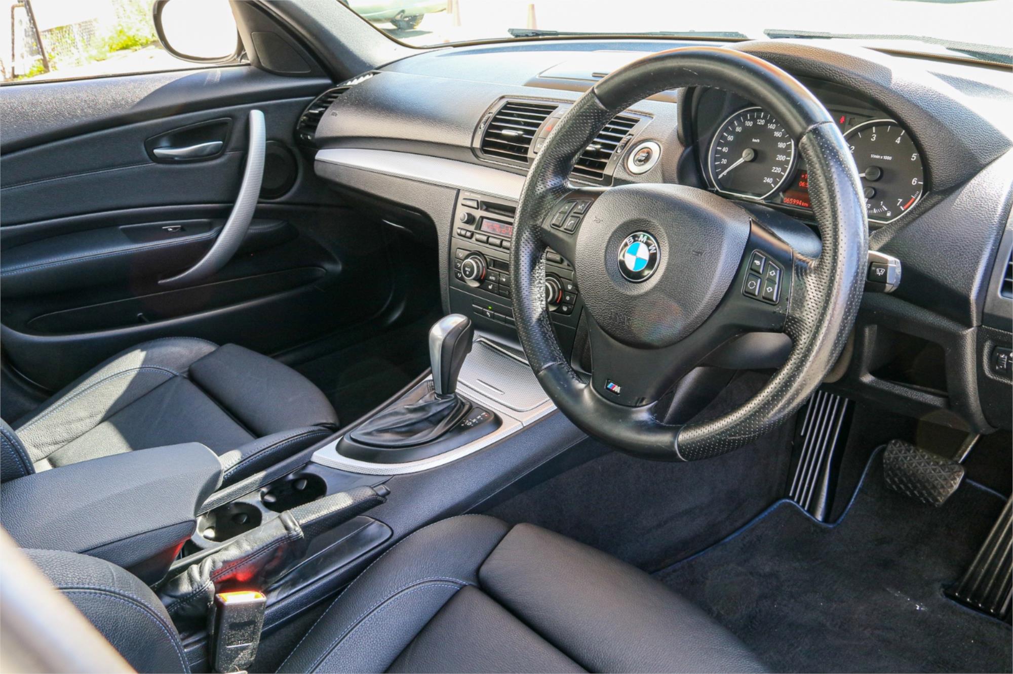 2011 BMW 1 E87 MY11 20i 6 SP AUTOMATIC 5D HATCHBACK