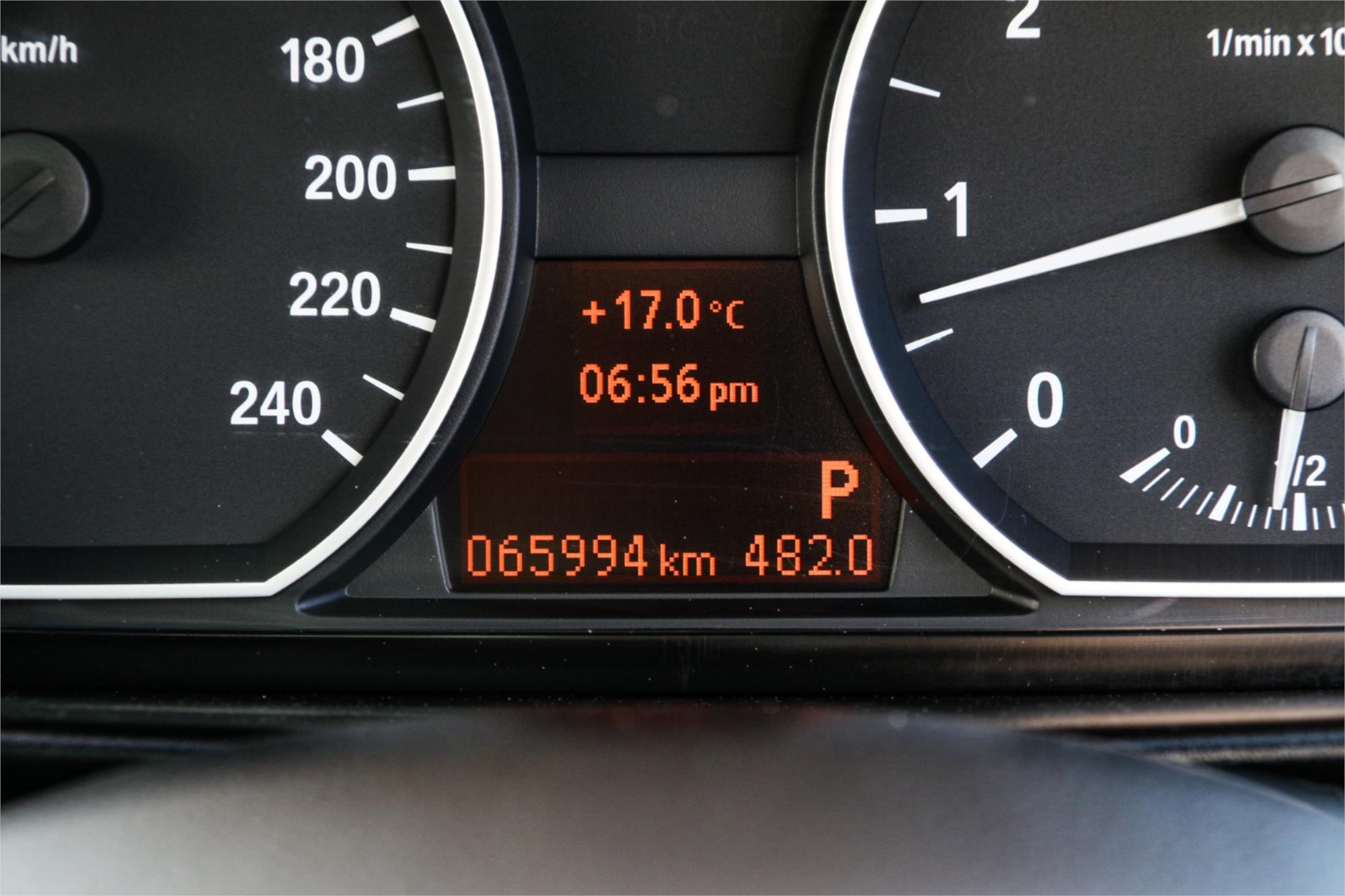 2011 BMW 1 E87 MY11 20i 6 SP AUTOMATIC 5D HATCHBACK