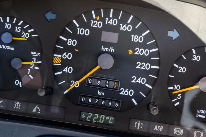 1991 MERCEDES-BENZ 500 SL 4 SP AUTOMATIC 2D CONVERTIBLE