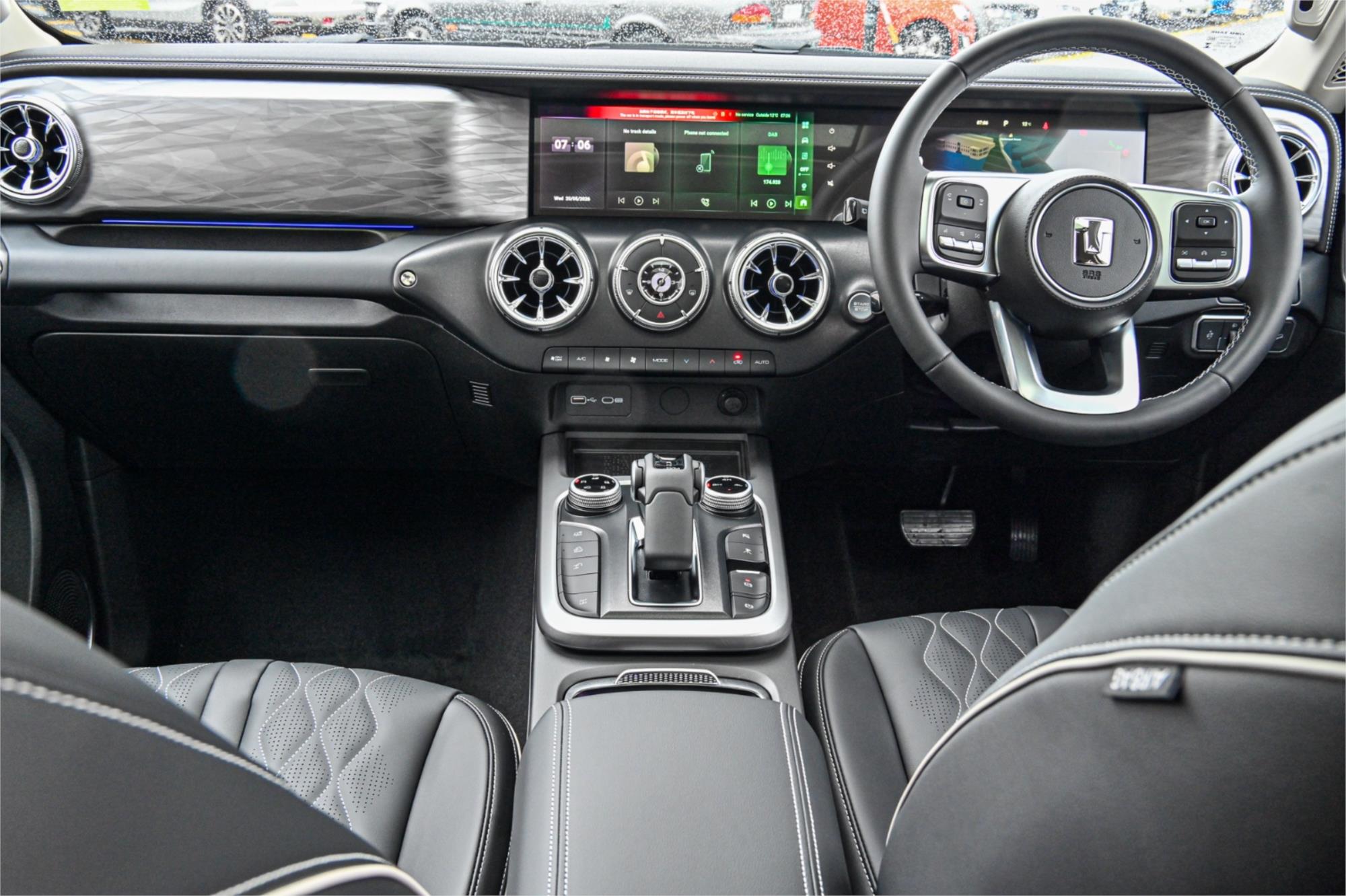 2026 GWM TANK 300 MY26 LUX PHEV 9 SP AUTOMATIC 4D WAGON