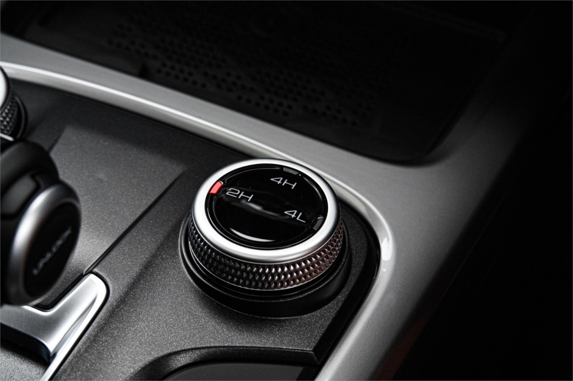 2026 GWM TANK 300 MY26 LUX PHEV 9 SP AUTOMATIC 4D WAGON