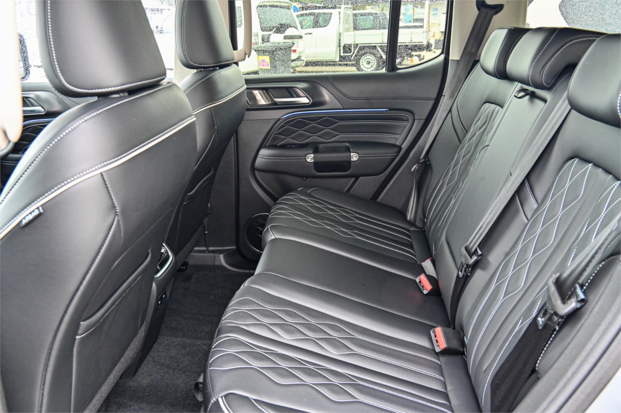 2026 GWM TANK 300 MY26 LUX PHEV 9 SP AUTOMATIC 4D WAGON