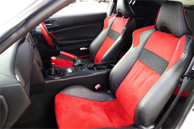 2015 TOYOTA 86 ZN6 MY15 GTS BLACKLINE 6 SP MANUAL SEDAN