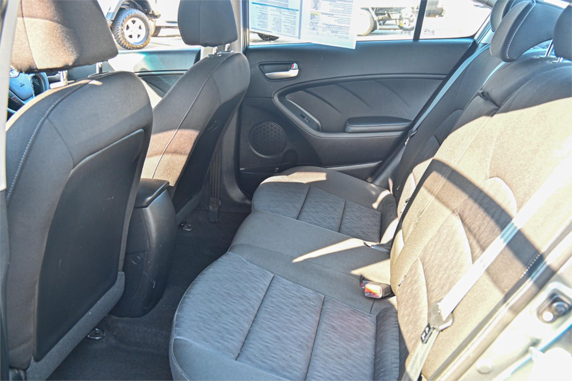 2015 KIA CERATO YD MY15 S 6 SP AUTOMATIC 4D SEDAN