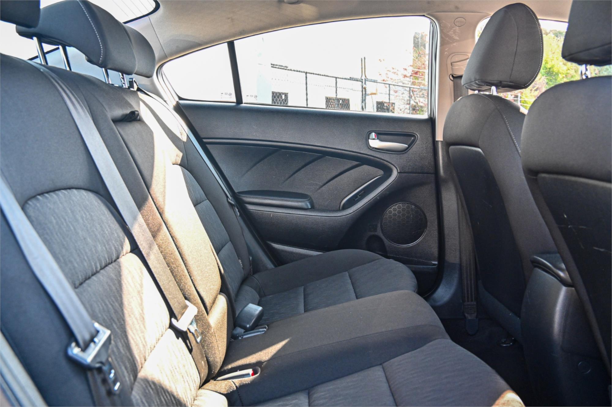 2015 KIA CERATO YD MY15 S 6 SP AUTOMATIC 4D SEDAN