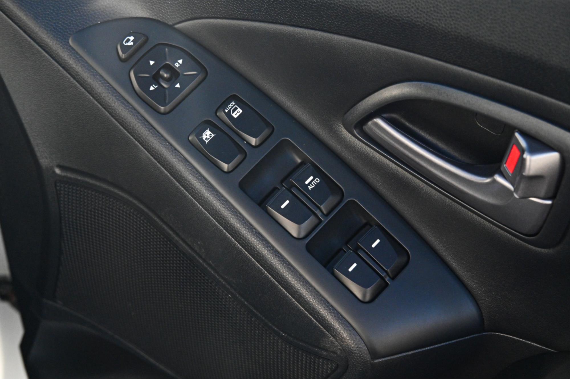 2014 HYUNDAI iX35 LM SERIES II TROPHY (FWD) 6 SP AUTOMATIC 4D WAGON