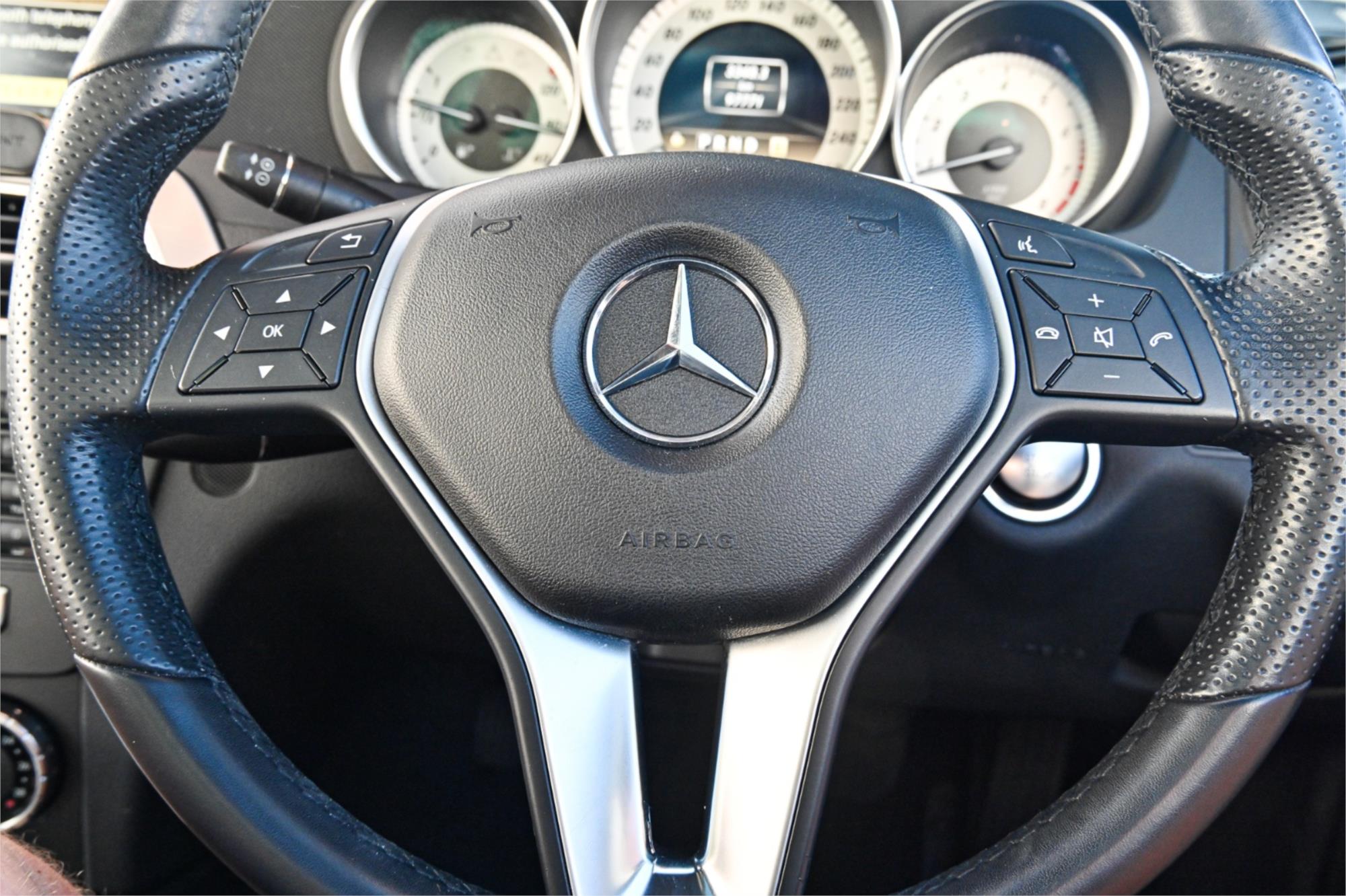 2012 MERCEDES-BENZ C250 C204 MY12 SPORT BE 7 SP AUTOMATIC G-TRONIC SEDAN