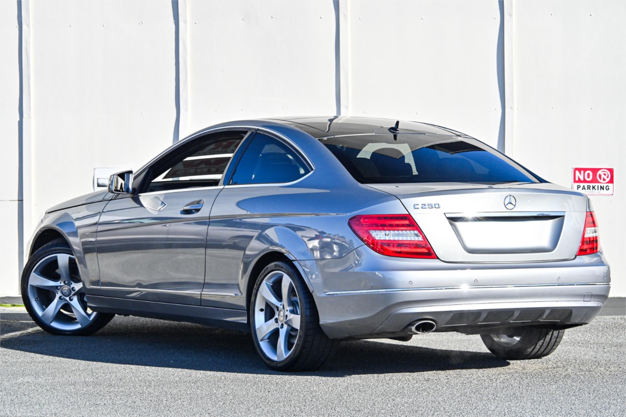2012 MERCEDES-BENZ C250 C204 MY12 SPORT BE 7 SP AUTOMATIC G-TRONIC SEDAN