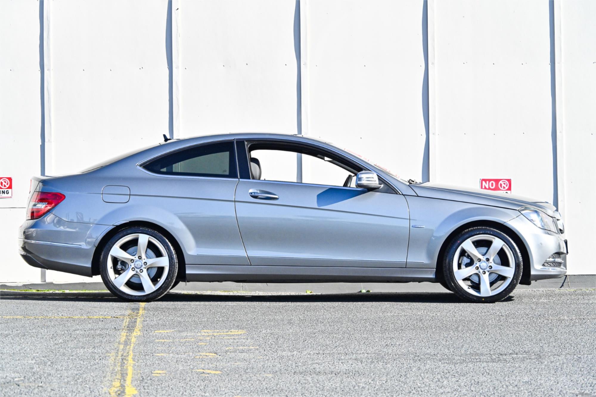 2012 MERCEDES-BENZ C250 C204 MY12 SPORT BE 7 SP AUTOMATIC G-TRONIC SEDAN