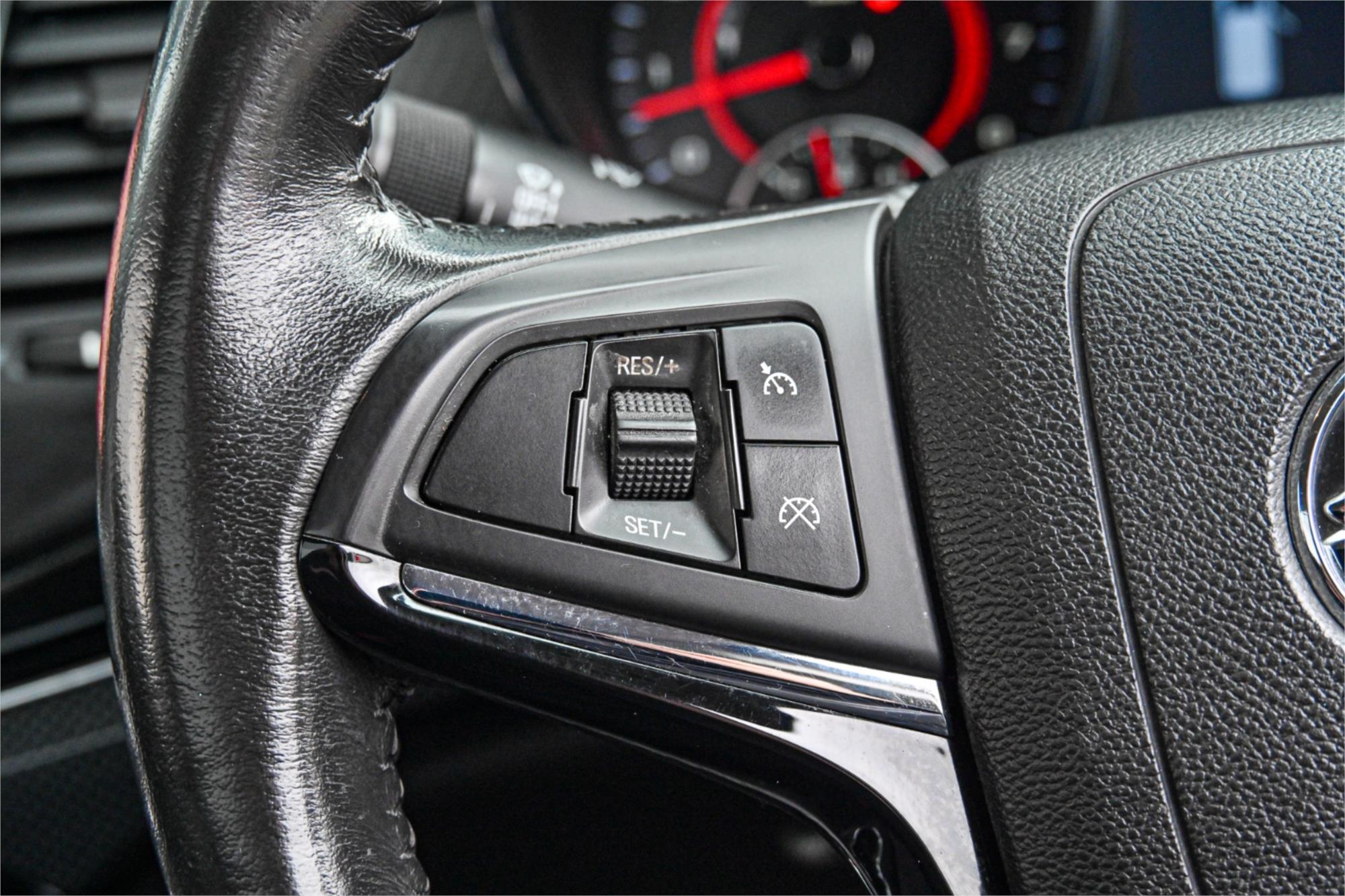 2017 HOLDEN UTE VF II SV6 6 SP AUTOMATIC UTILITY