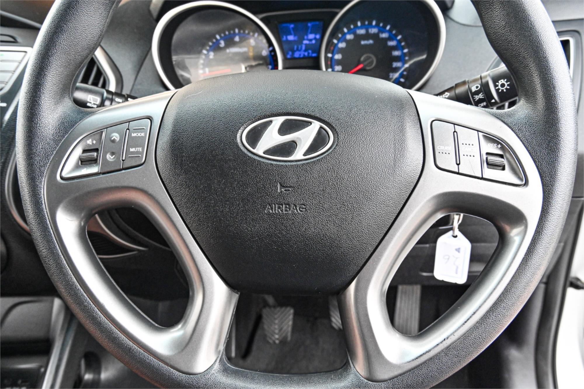 2013 HYUNDAI iX35 LM MY13 ACTIVE (FWD) 5 SP MANUAL 4D WAGON