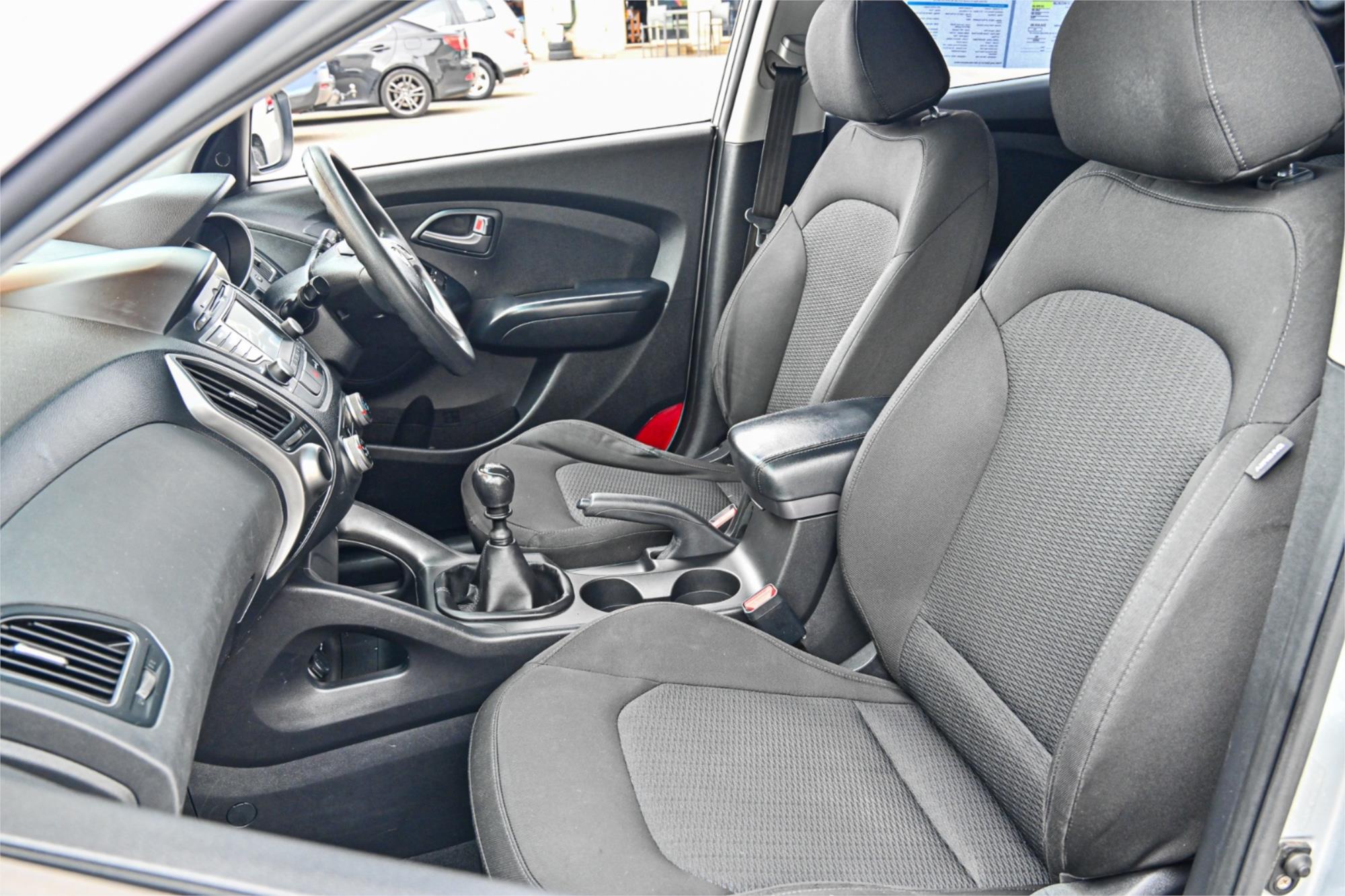 2013 HYUNDAI iX35 LM MY13 ACTIVE (FWD) 5 SP MANUAL 4D WAGON