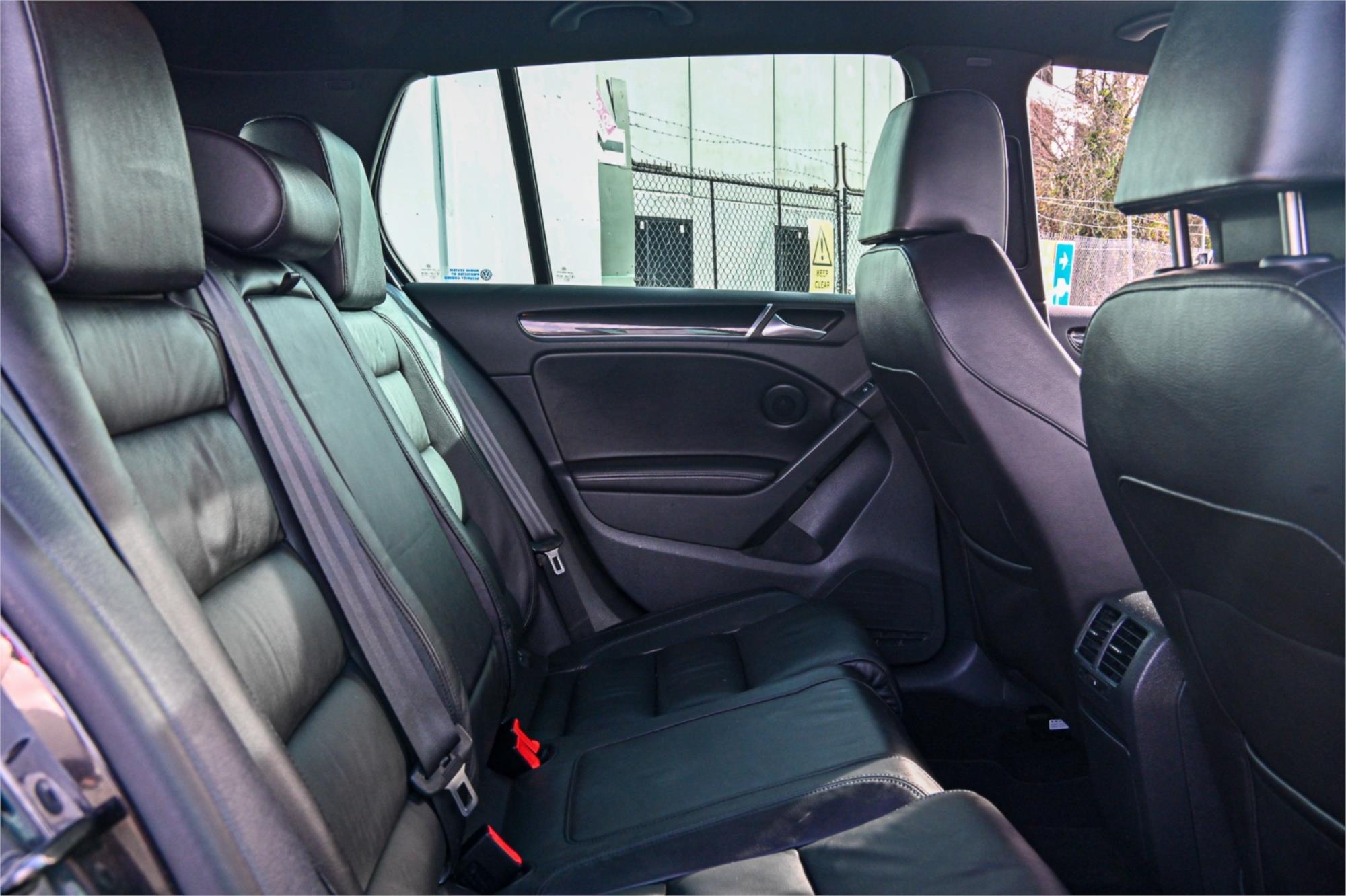 2009 VOLKSWAGEN GOLF 1K MY09 GTI 6 SP MANUAL 5D HATCHBACK