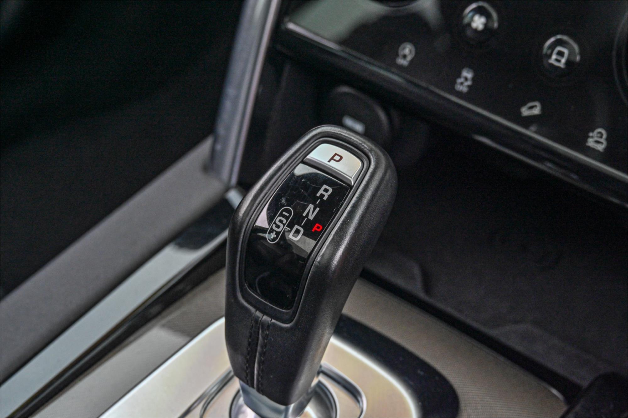2020 LAND ROVER DISCOVERY SPORT L550 MY20 P250 R-DYNAMIC SE (183kW) 9 SP AUTOMATIC 4D WAGON