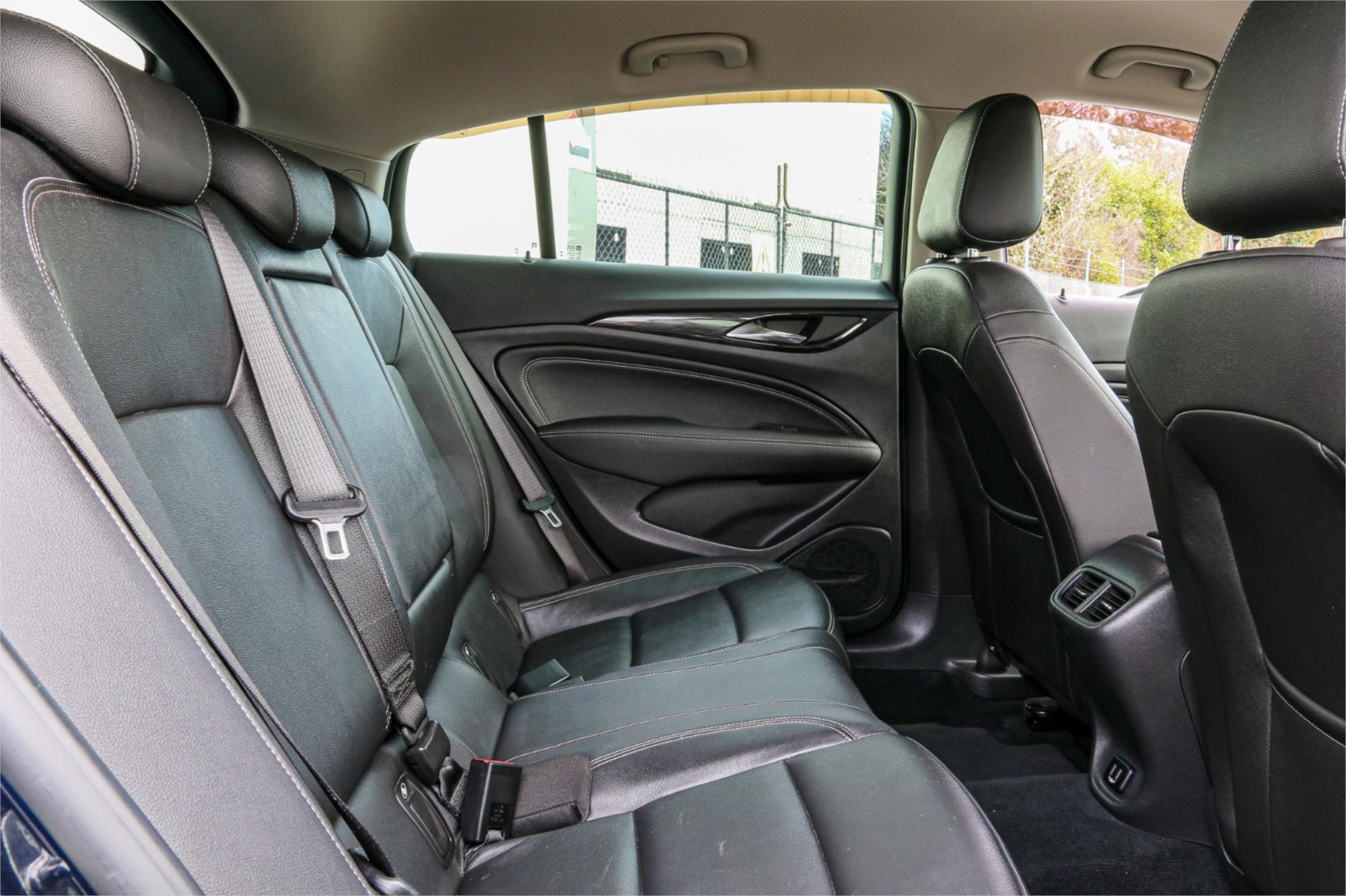 2018 HOLDEN CALAIS ZB 8 SP AUTOMATIC 5D LIFTBACK