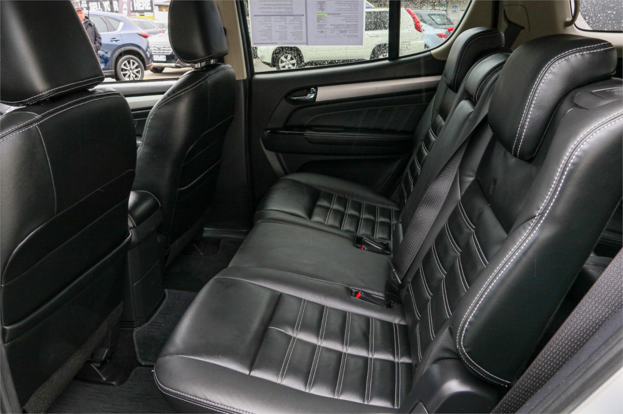 2018 ISUZU MU-X UC MY18 LS-T (4x2) 6 SP AUTO SEQUENTIAL 4D WAGON