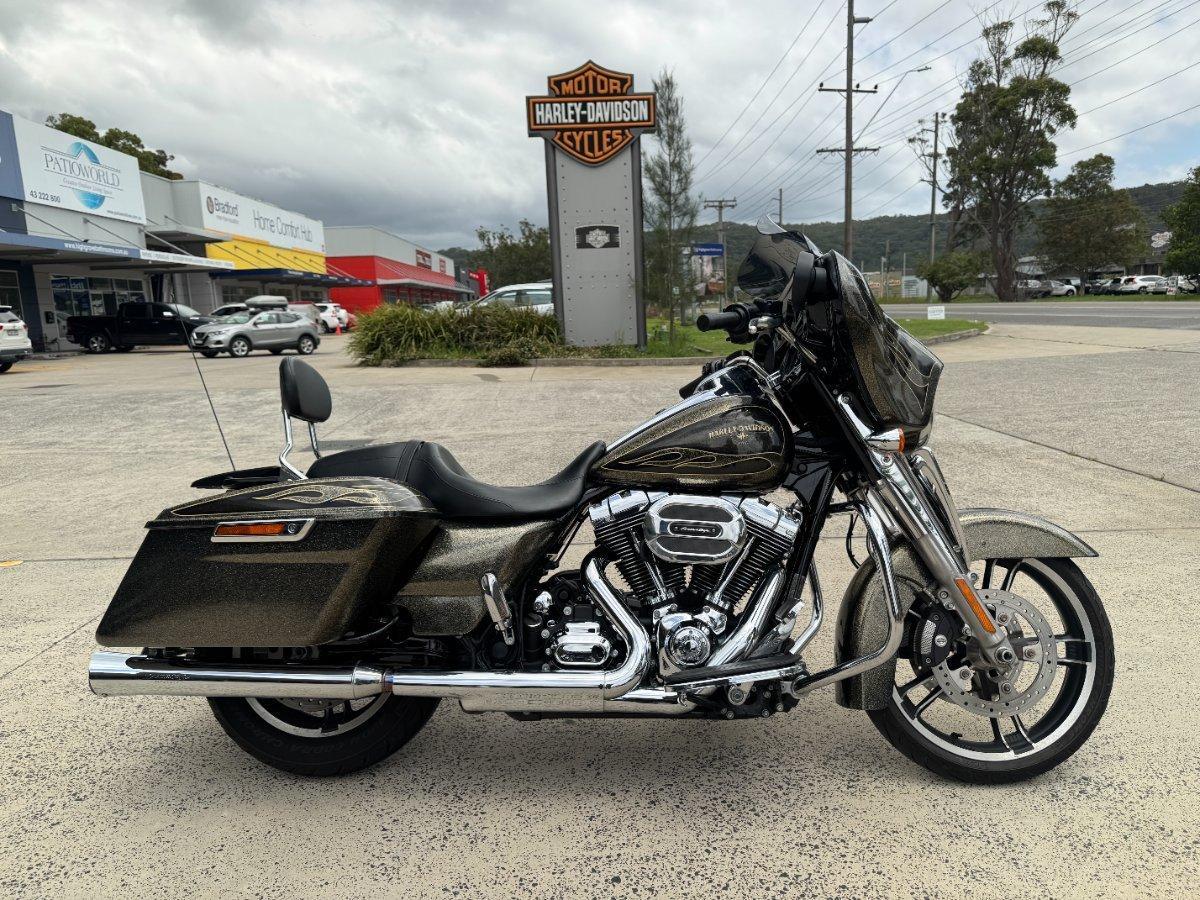 2016 HARLEY-DAVIDSON FLHXS STREET GLIDE SPECIAL CRUISER