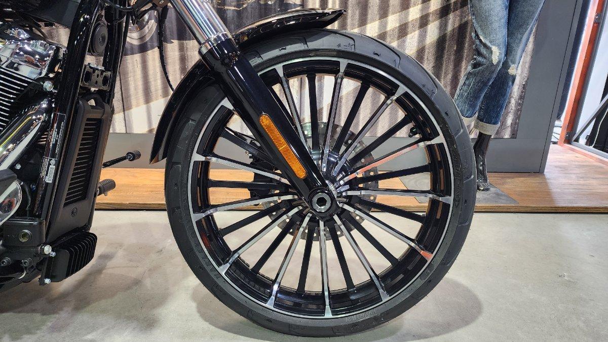 2026 HARLEY-DAVIDSON FXBR BREAKOUT (117) CRUISER