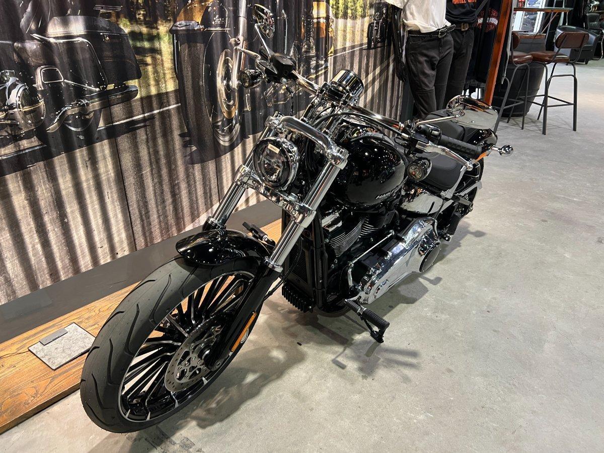 2026 HARLEY-DAVIDSON FXBR BREAKOUT (117) CRUISER