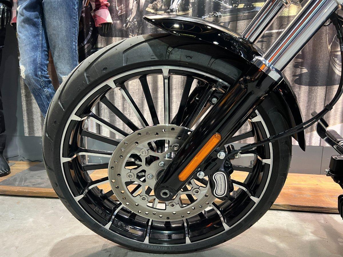2026 HARLEY-DAVIDSON FXBR BREAKOUT (117) CRUISER