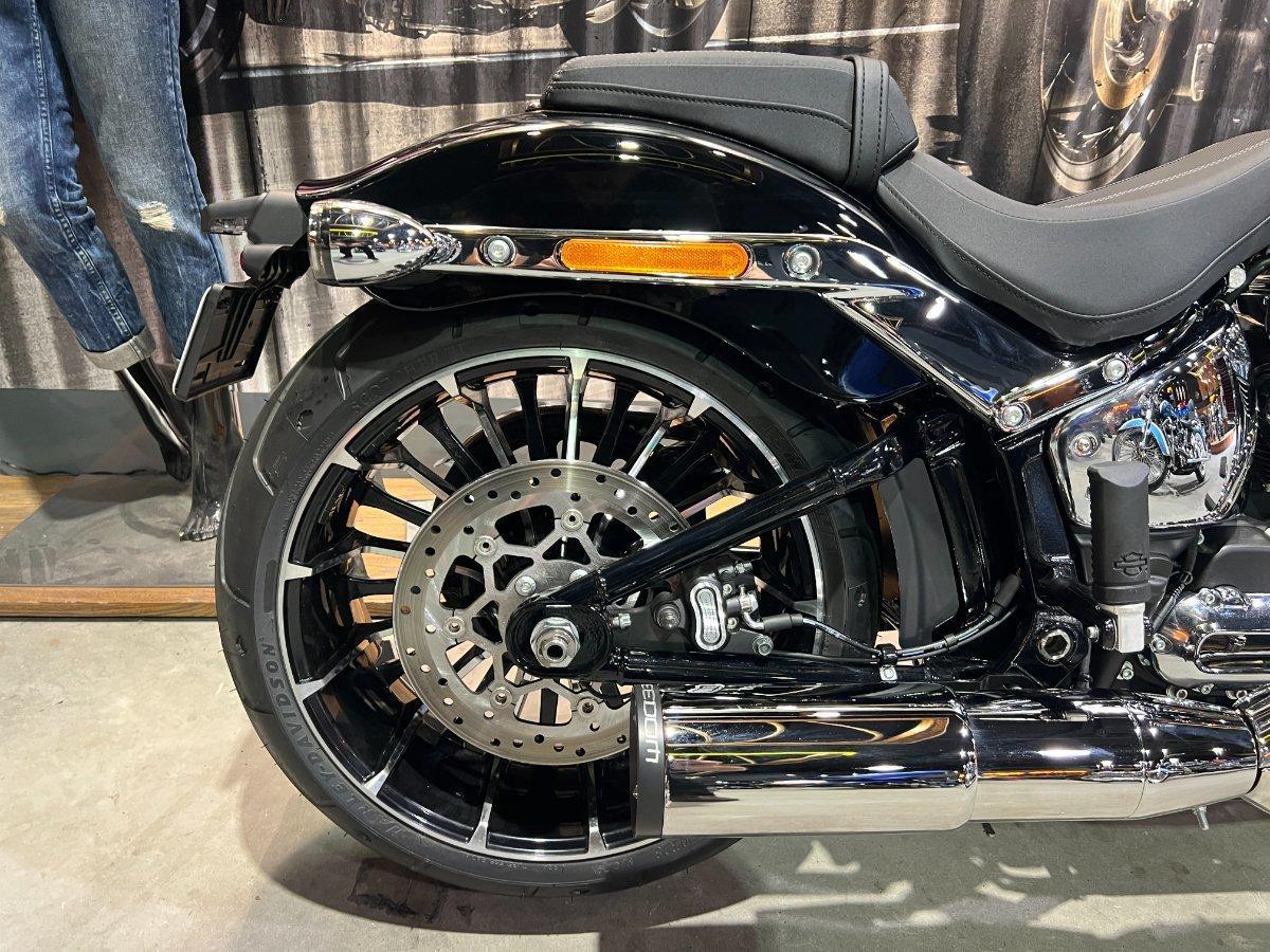2026 HARLEY-DAVIDSON FXBR BREAKOUT (117) CRUISER