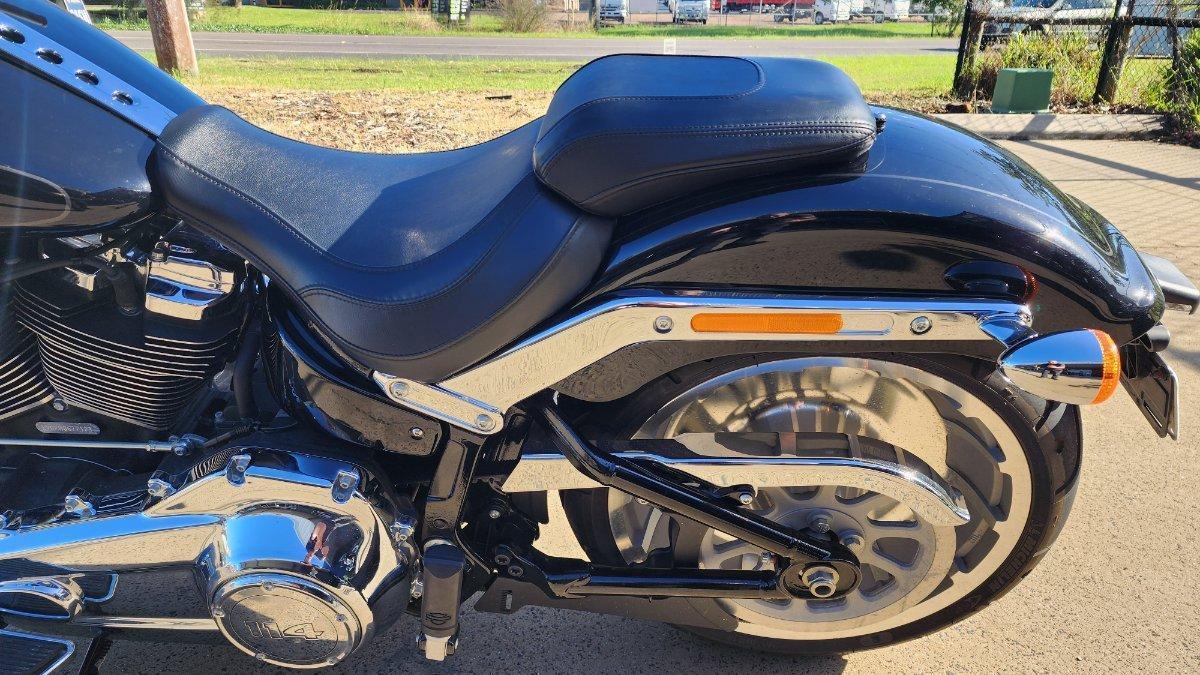 2021 HARLEY-DAVIDSON FLFBS FAT BOY (114) CRUISER