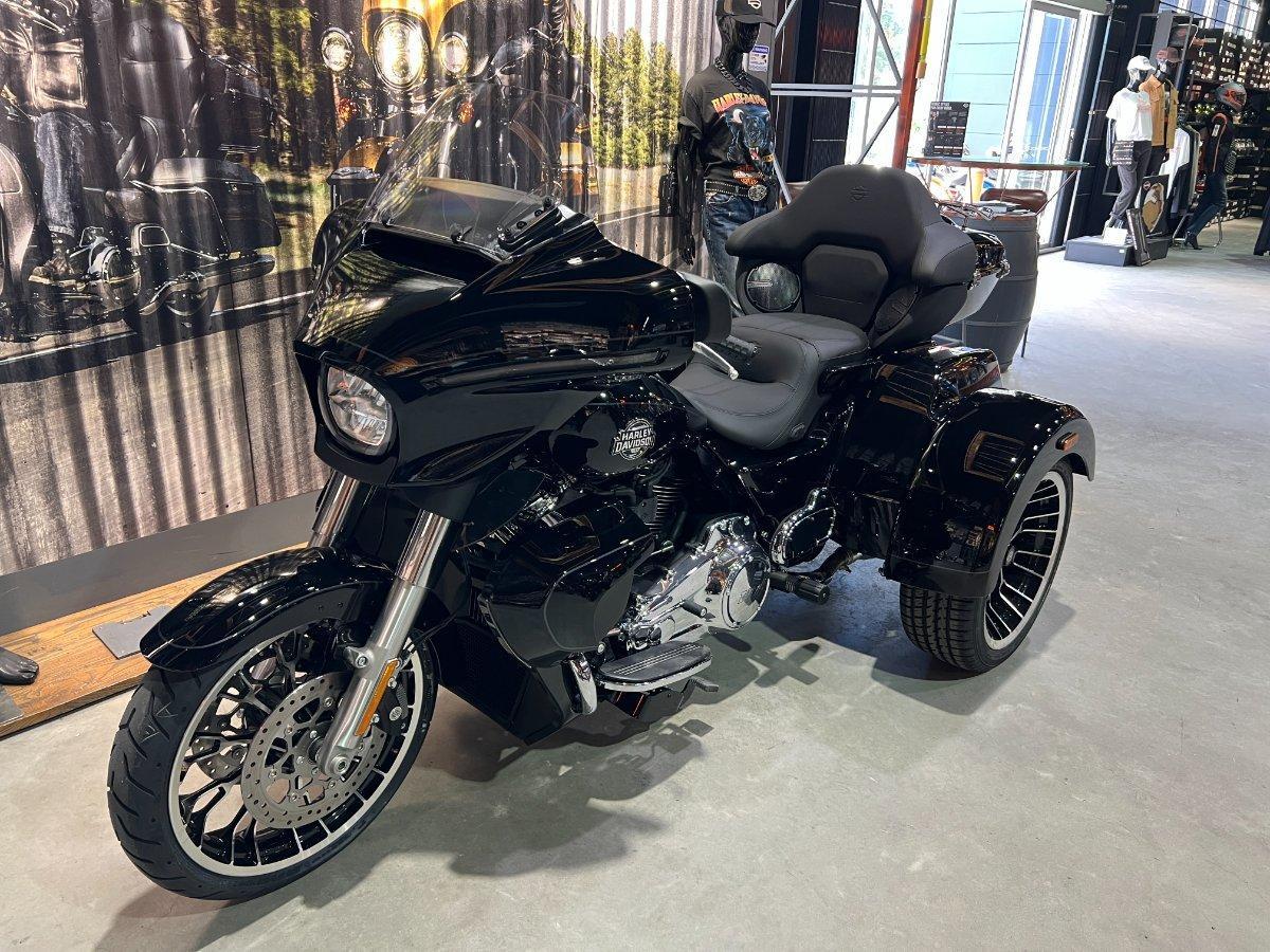 2026 HARLEY-DAVIDSON FLHLT STREET GLIDE 3 LTD (117) TRIKE