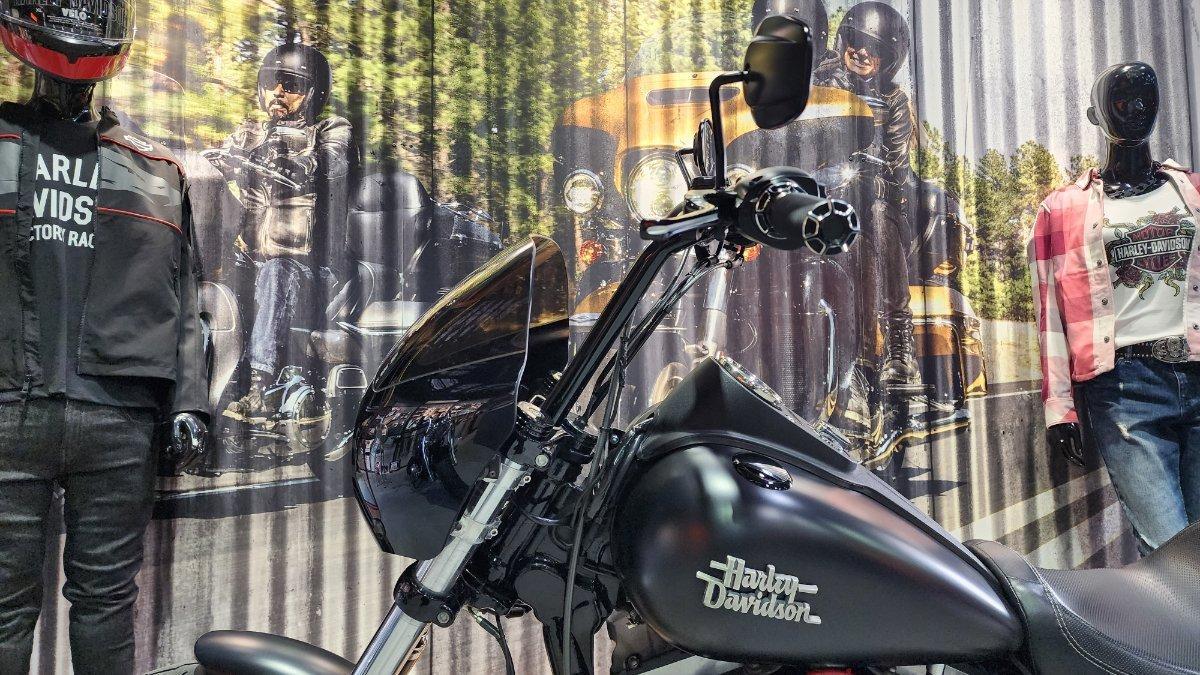 2017 HARLEY-DAVIDSON FXDB STREET BOB CRUISER
