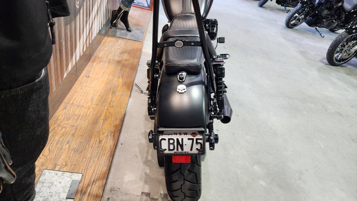 2017 HARLEY-DAVIDSON FXDB STREET BOB CRUISER