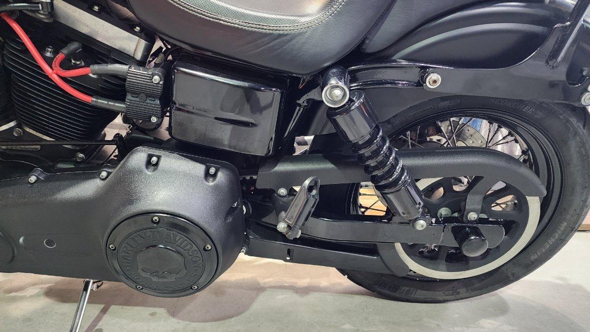 2017 HARLEY-DAVIDSON FXDB STREET BOB CRUISER