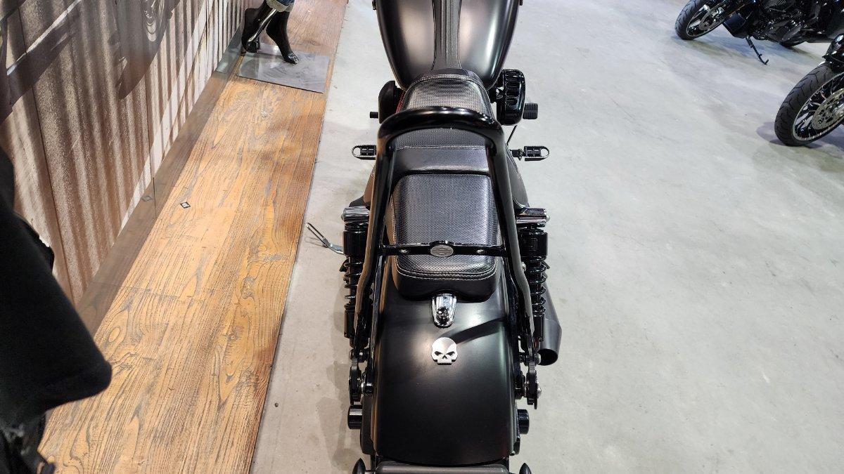 2017 HARLEY-DAVIDSON FXDB STREET BOB CRUISER