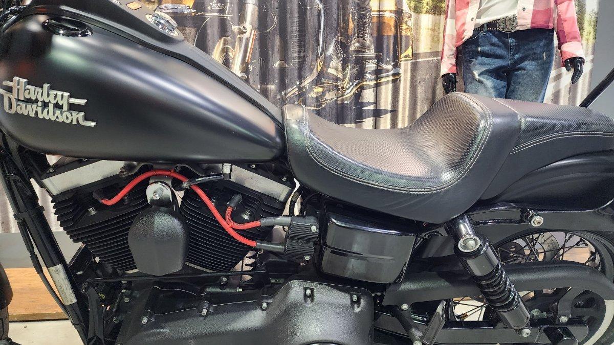 2017 HARLEY-DAVIDSON FXDB STREET BOB CRUISER