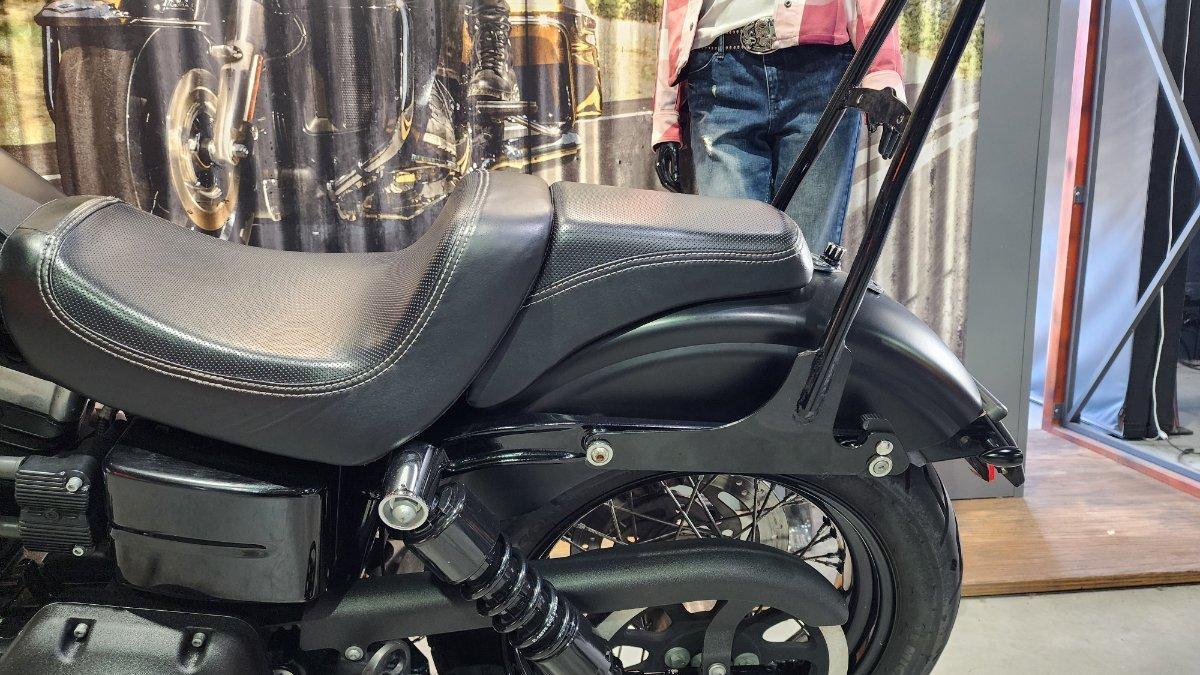 2017 HARLEY-DAVIDSON FXDB STREET BOB CRUISER