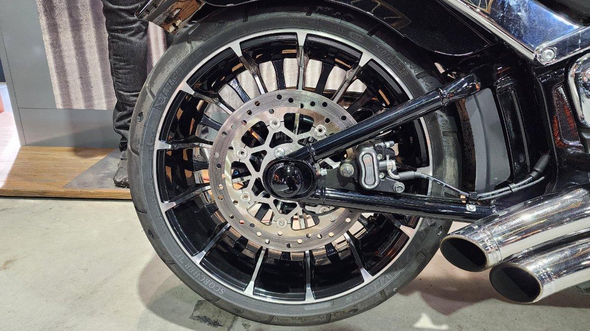 2025 HARLEY-DAVIDSON FXBR BREAKOUT (117) CRUISER