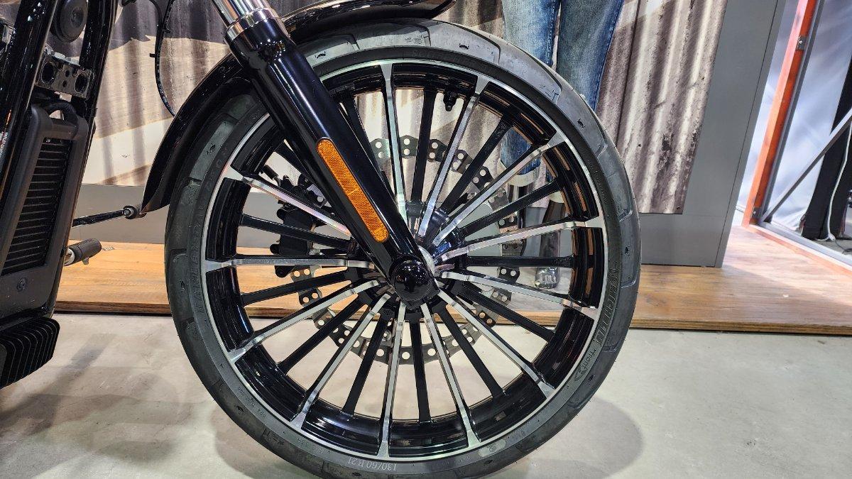 2025 HARLEY-DAVIDSON FXBR BREAKOUT (117) CRUISER