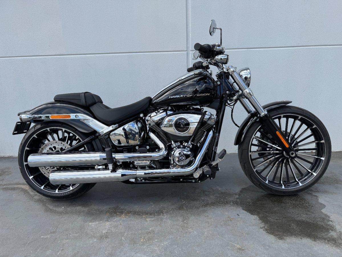 2025 HARLEY-DAVIDSON FXBR BREAKOUT (117) CRUISER