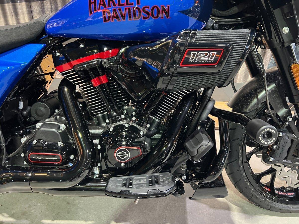 2026 HARLEY-DAVIDSON FLHXSTSE CVO STR GLIDE ST(121) CRUISER