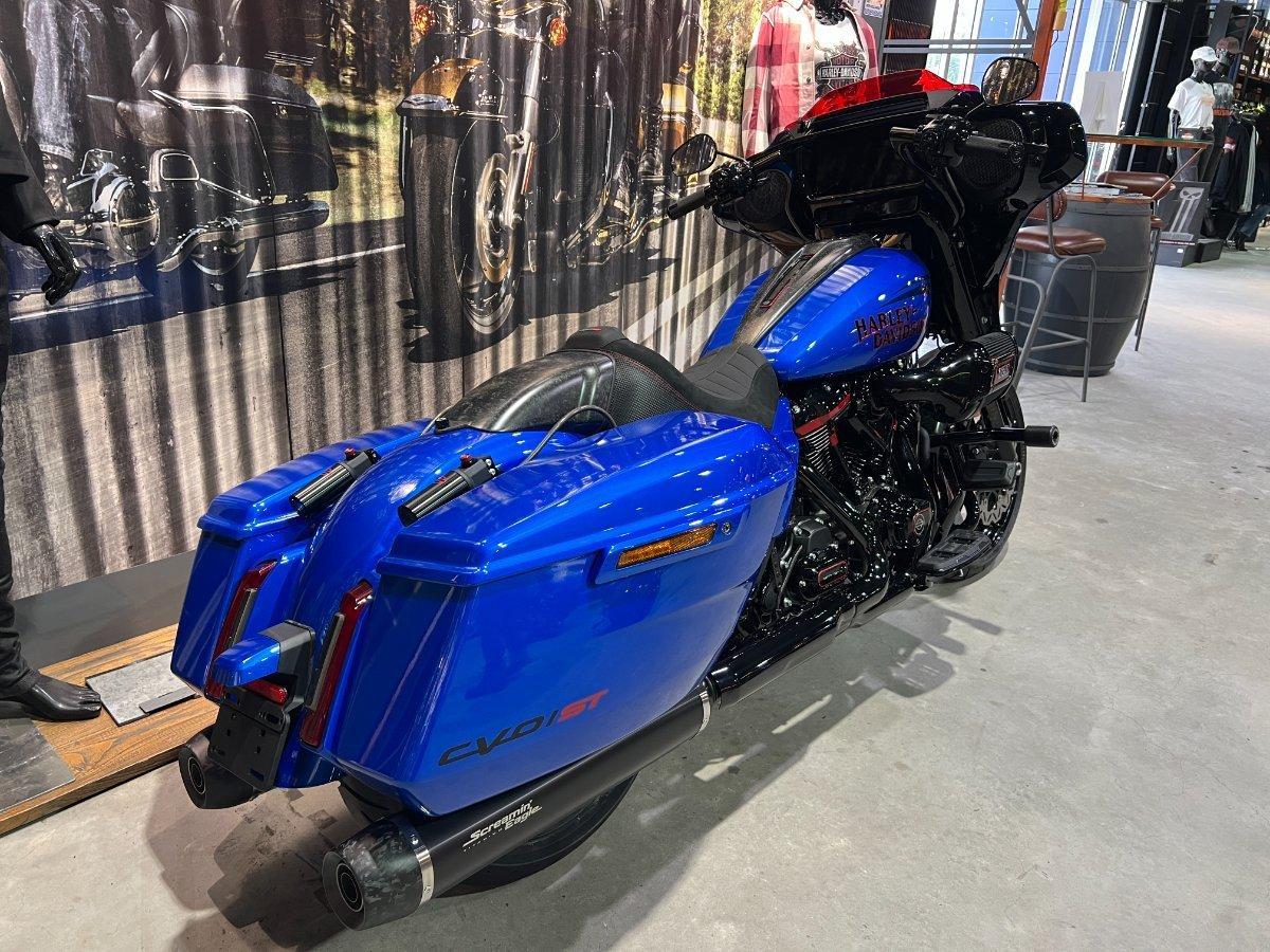 2026 HARLEY-DAVIDSON FLHXSTSE CVO STR GLIDE ST(121) CRUISER