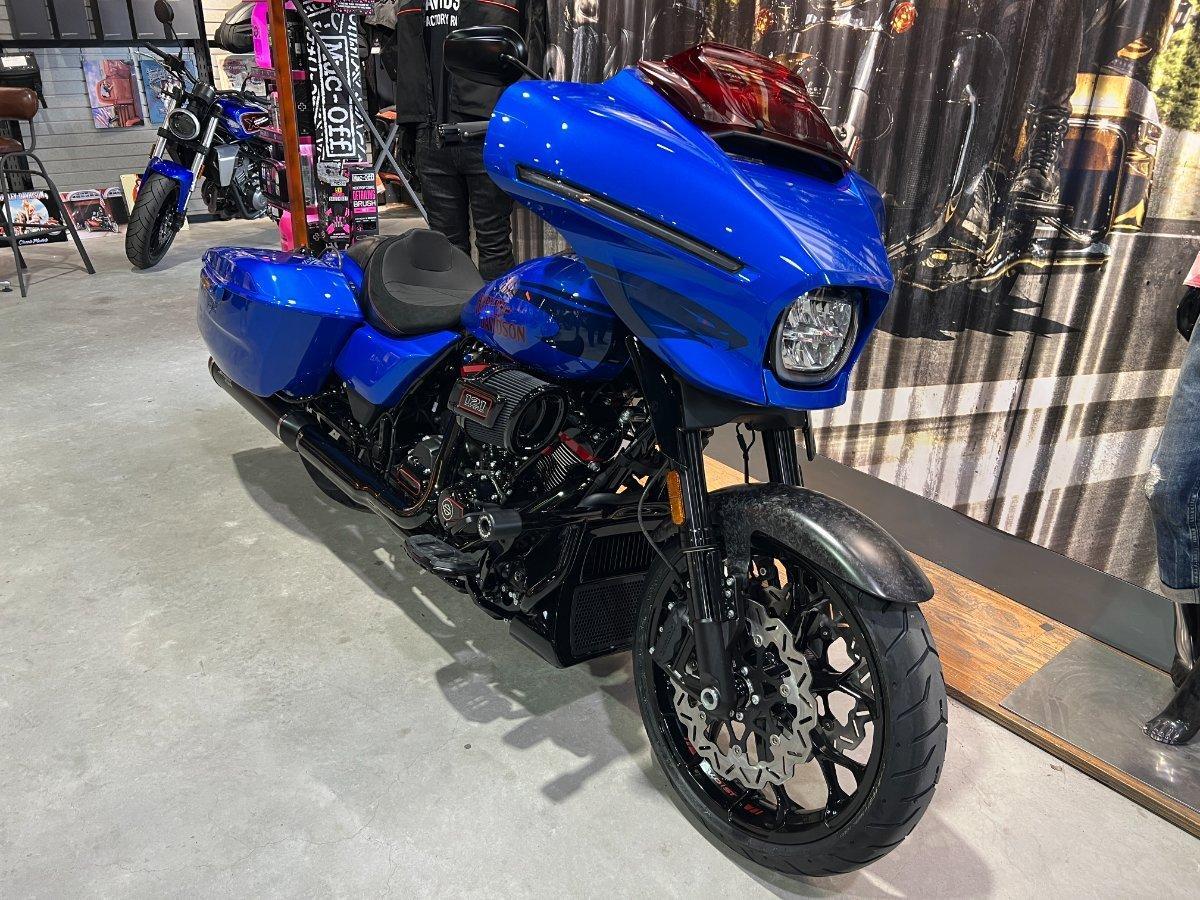 2026 HARLEY-DAVIDSON FLHXSTSE CVO STR GLIDE ST(121) CRUISER
