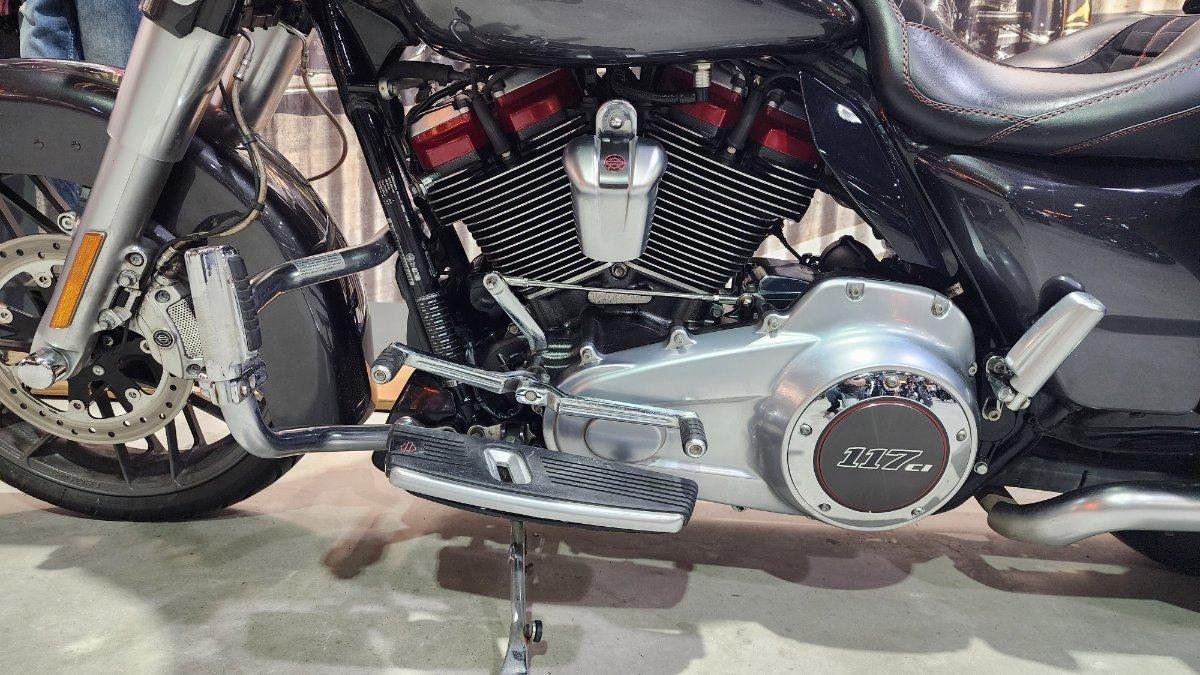 2020 HARLEY-DAVIDSON FLHXSE CVO STREET GLIDE CRUISER