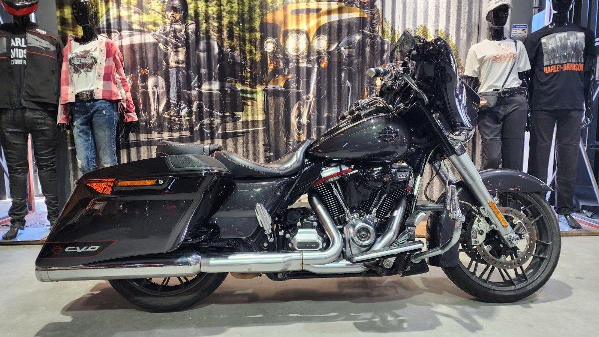 2020 HARLEY-DAVIDSON FLHXSE CVO STREET GLIDE CRUISER