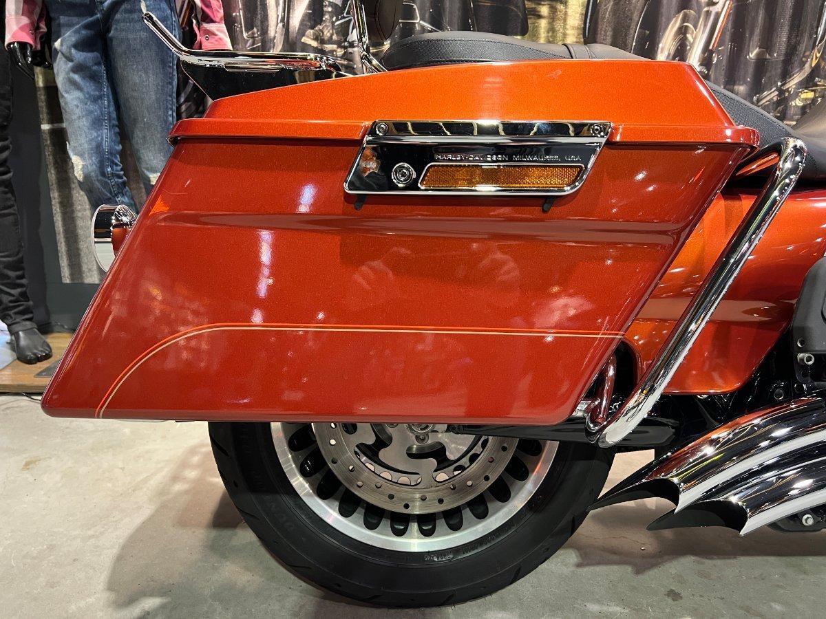 2011 HARLEY-DAVIDSON FLHR ROAD KING CRUISER