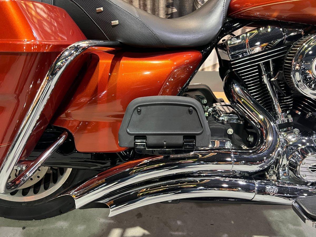2011 HARLEY-DAVIDSON FLHR ROAD KING CRUISER
