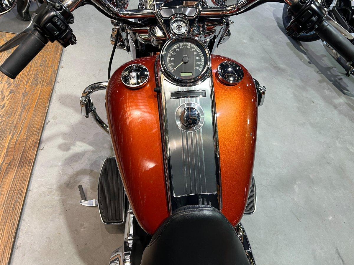 2011 HARLEY-DAVIDSON FLHR ROAD KING CRUISER